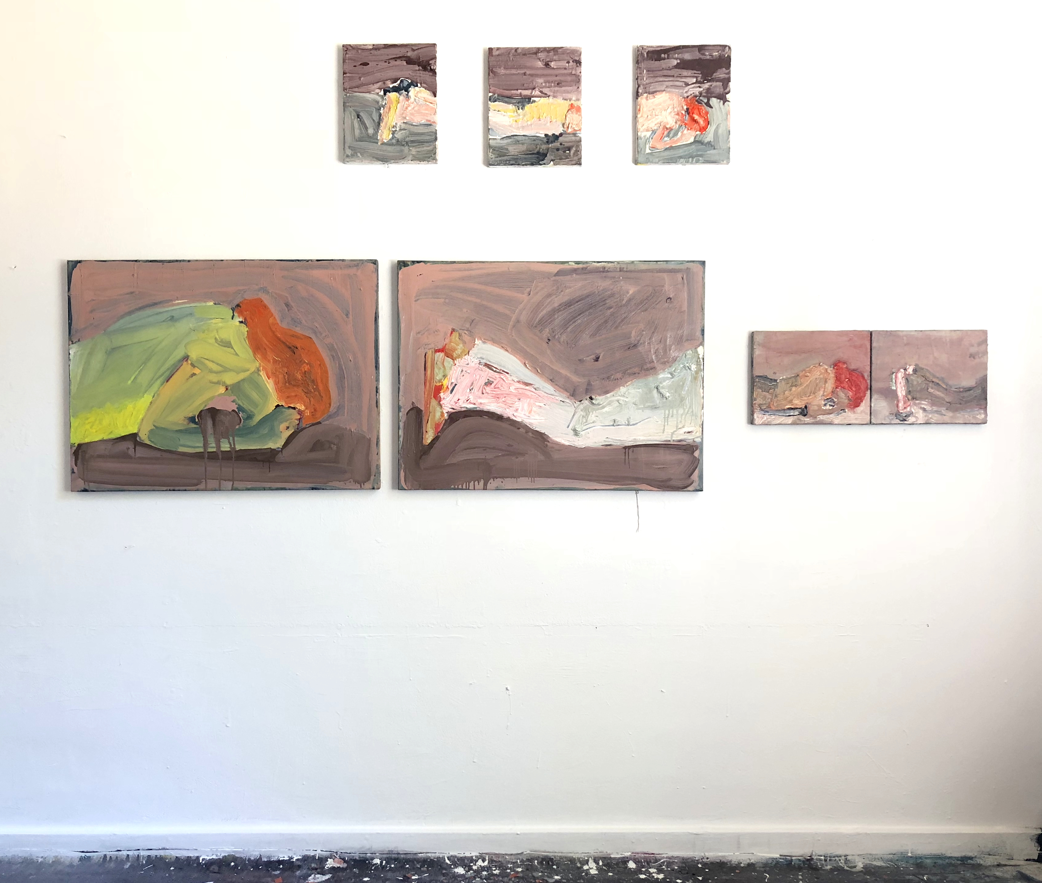 VREES aan de   studiomuur