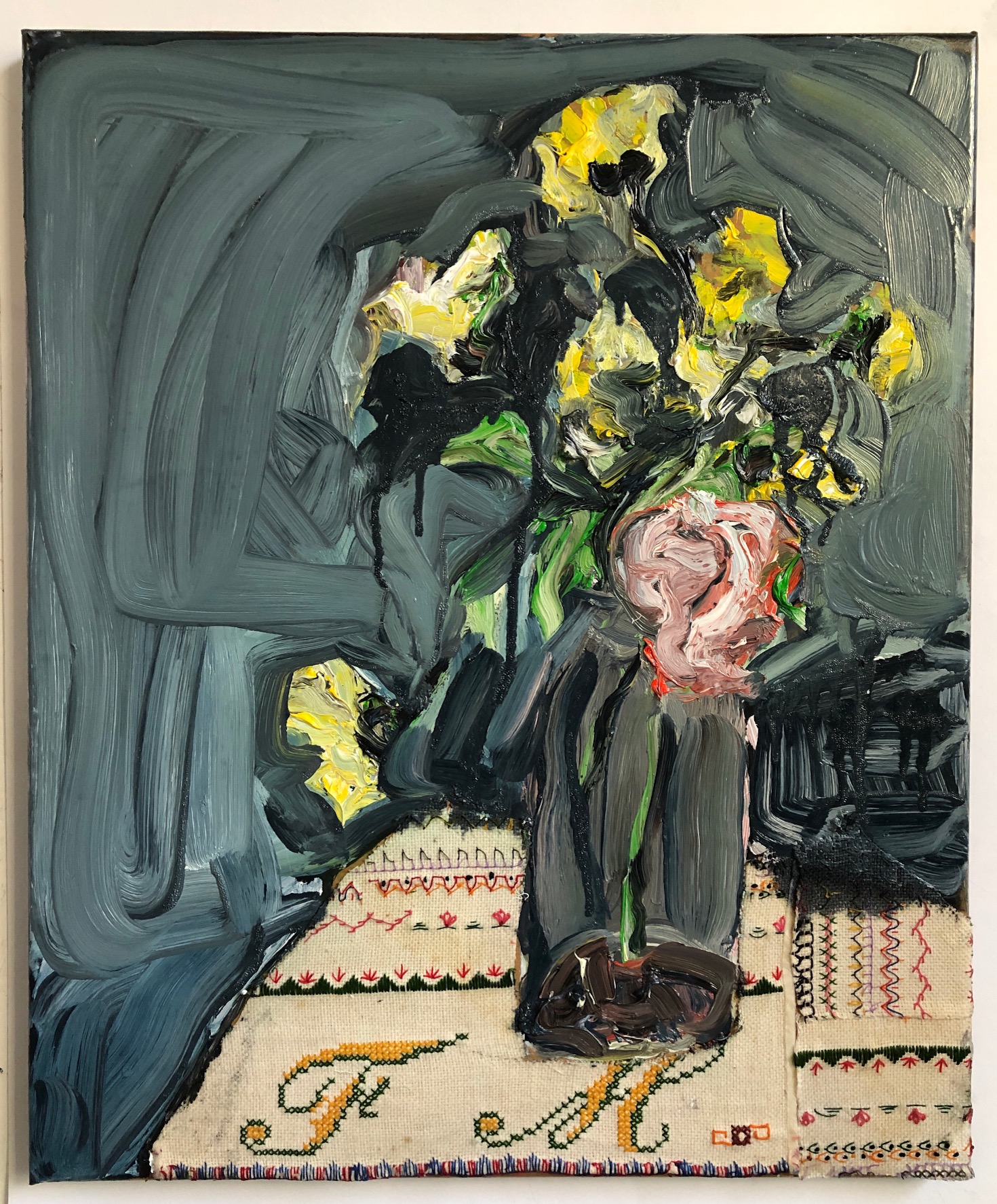 Jenetta de Konink - Bloemen in vaas 2 - olie en borduur op doek - 55 x 45 - 2020